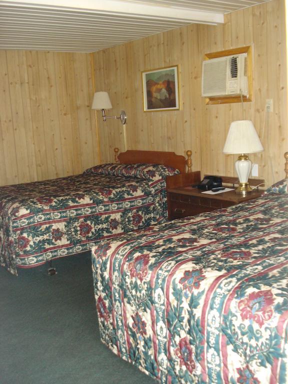 Cedar Grove Motel Алтуна Номер фото
